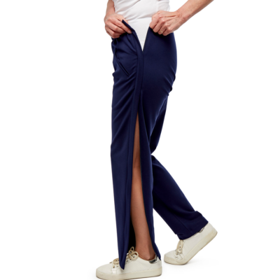 Byxa med dragkedja längs benen